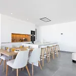 Sybaris 09 By Smart Villa