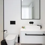 Sybaris 09 By Smart Villa *