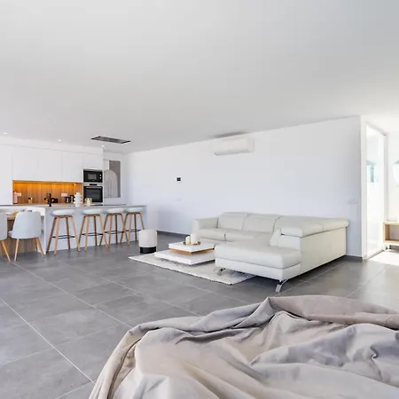 Sybaris Villa 09 By Olax Rentals * アデヘ