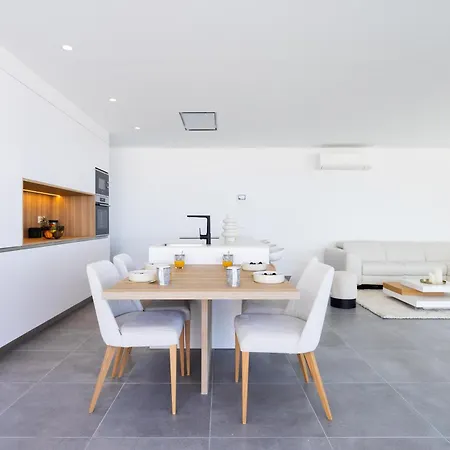 Sybaris Villa 09 By Olax Rentals ヴィラ アデヘ